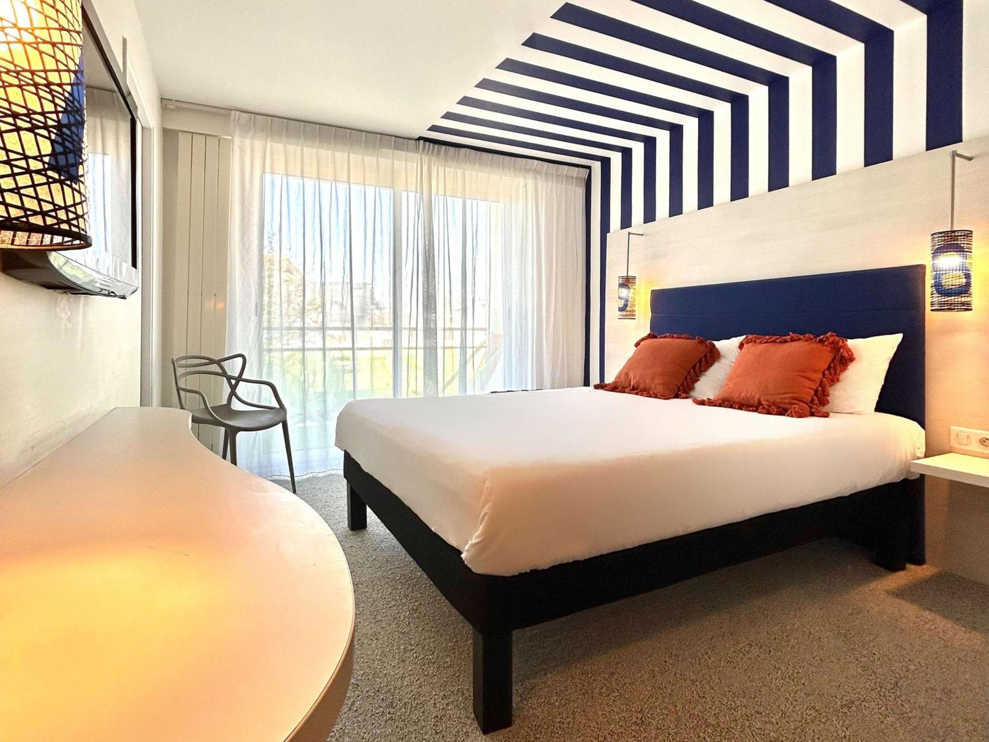 Hotel Ibis Styles Quiberon Centre Exterior foto
